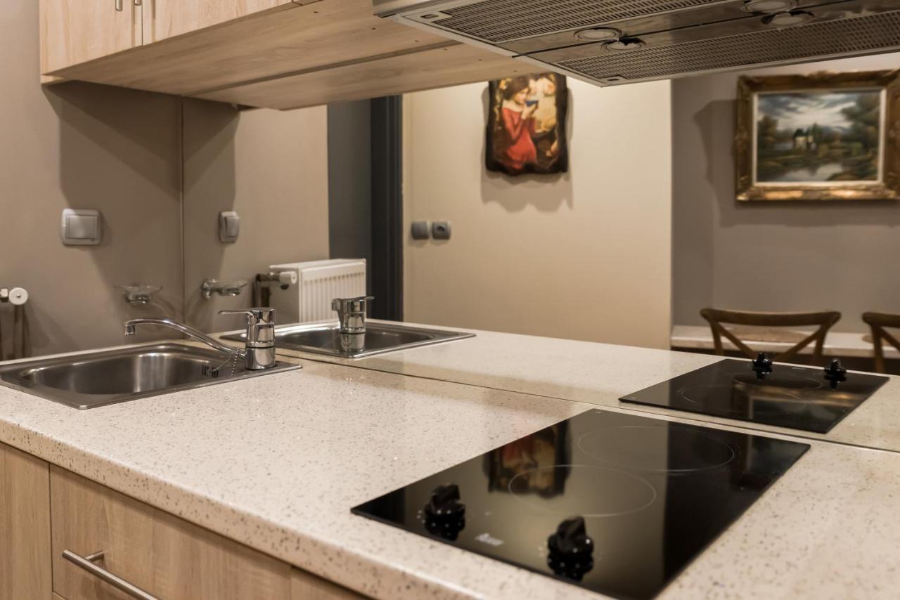 The Heart Of Plaka Apartment Athens Ngoại thất bức ảnh