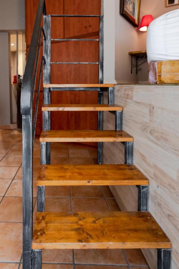 The Heart Of Plaka Apartment Athens Ngoại thất bức ảnh