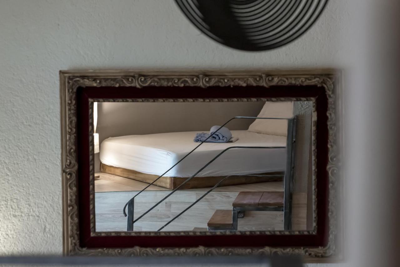 The Heart Of Plaka Apartment Athens Ngoại thất bức ảnh