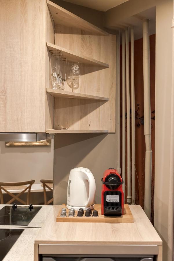 The Heart Of Plaka Apartment Athens Ngoại thất bức ảnh