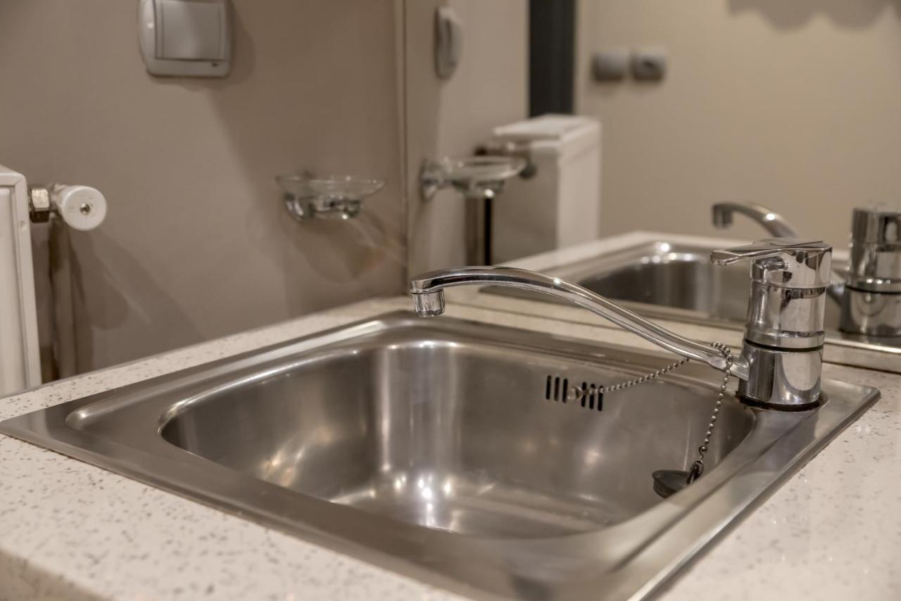 The Heart Of Plaka Apartment Athens Ngoại thất bức ảnh