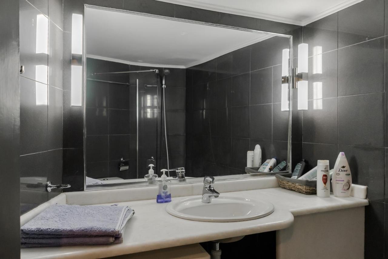 The Heart Of Plaka Apartment Athens Ngoại thất bức ảnh